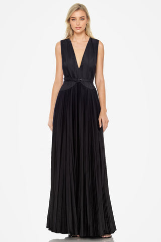 The Jaelyn | Black Pleated Gown