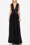 The Jaelyn | Black Pleated Gown